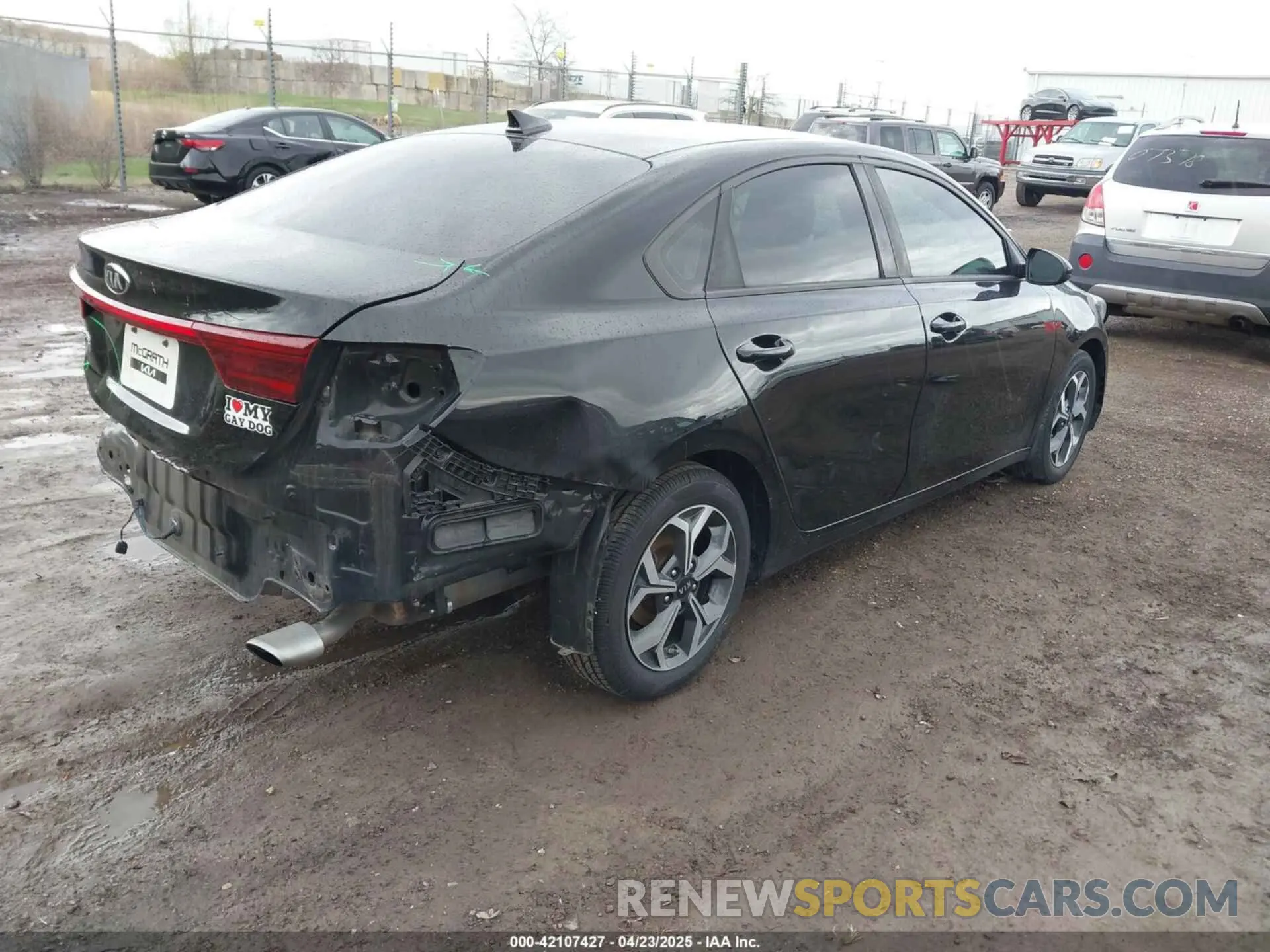 4 fotografías del automóvil dañado 3KPF24AD6LE232630 KIA FORTE 2020