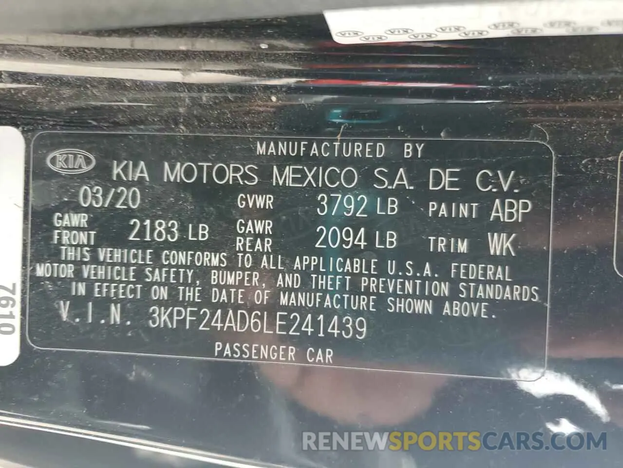 12 fotografías del automóvil dañado 3KPF24AD6LE241439 KIA FORTE 2020