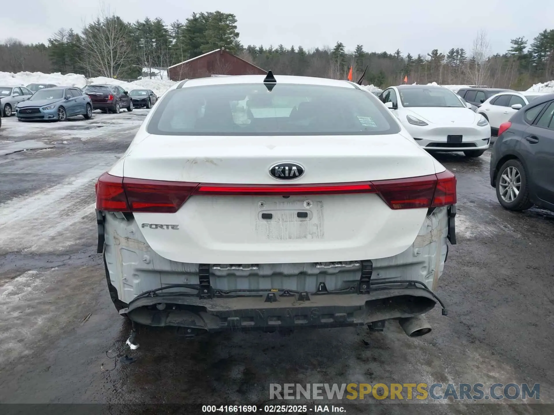 15 fotografías del automóvil dañado 3KPF24AD6LE246625 KIA FORTE 2020