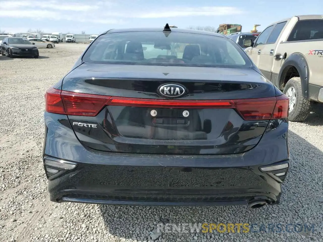 6 fotografías del automóvil dañado 3KPF24AD6LE255440 KIA FORTE 2020