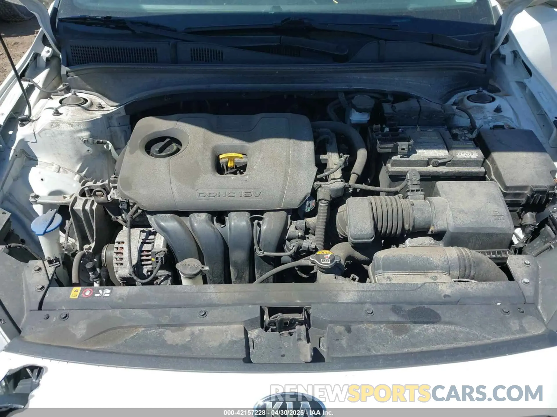 10 fotografías del automóvil dañado 3KPF24AD6LE256720 KIA FORTE 2020