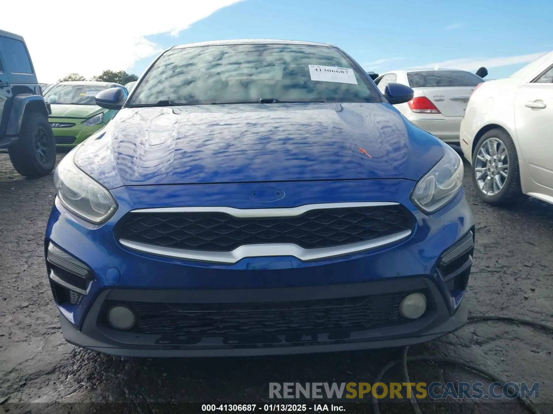 12 fotografías del automóvil dañado 3KPF24AD7LE164998 KIA FORTE 2020