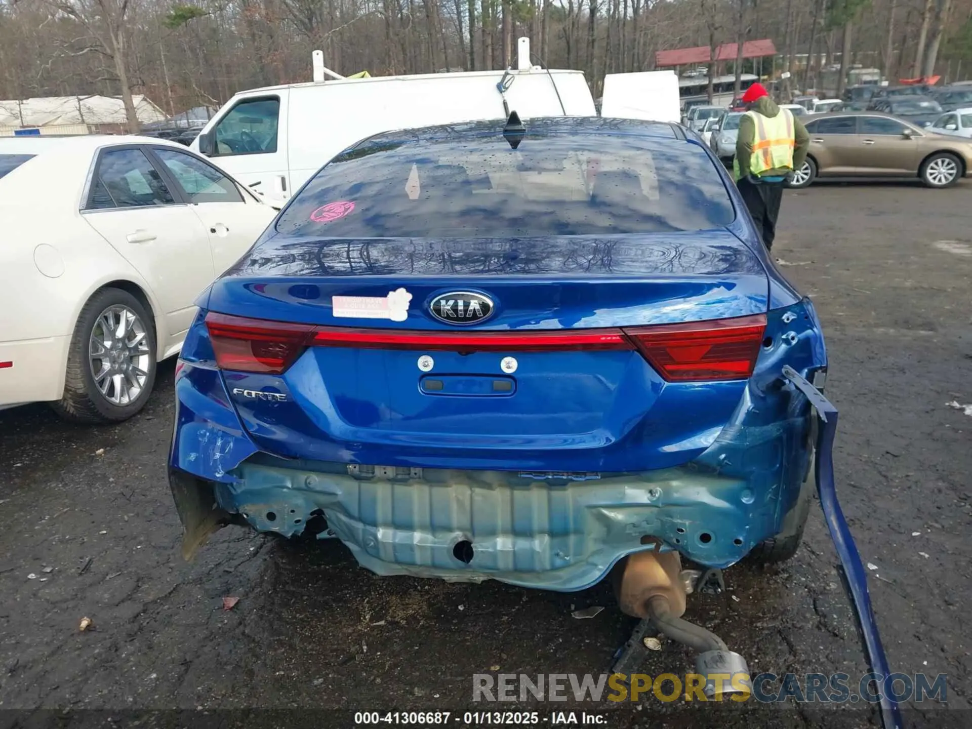 16 fotografías del automóvil dañado 3KPF24AD7LE164998 KIA FORTE 2020