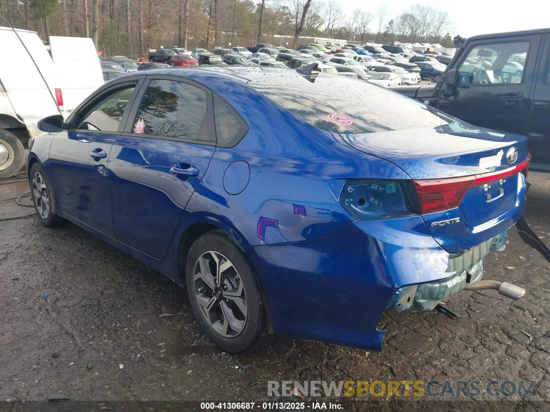 3 fotografías del automóvil dañado 3KPF24AD7LE164998 KIA FORTE 2020