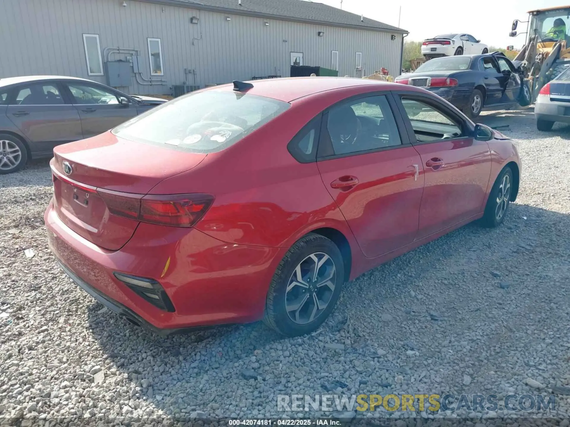 4 fotografías del automóvil dañado 3KPF24AD7LE212337 KIA FORTE 2020