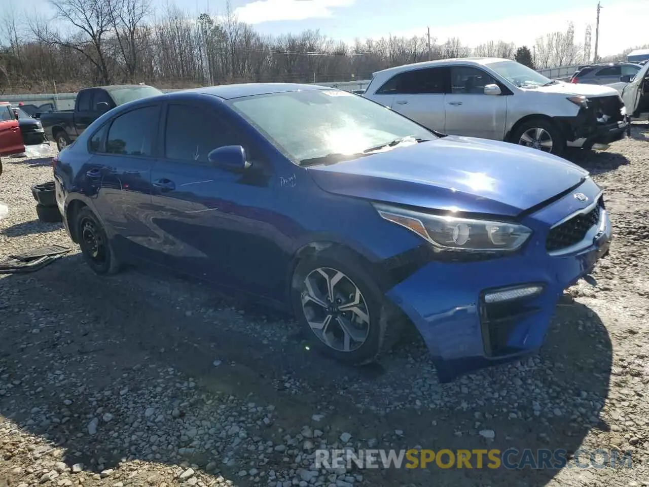 4 fotografías del automóvil dañado 3KPF24AD7LE216615 KIA FORTE 2020