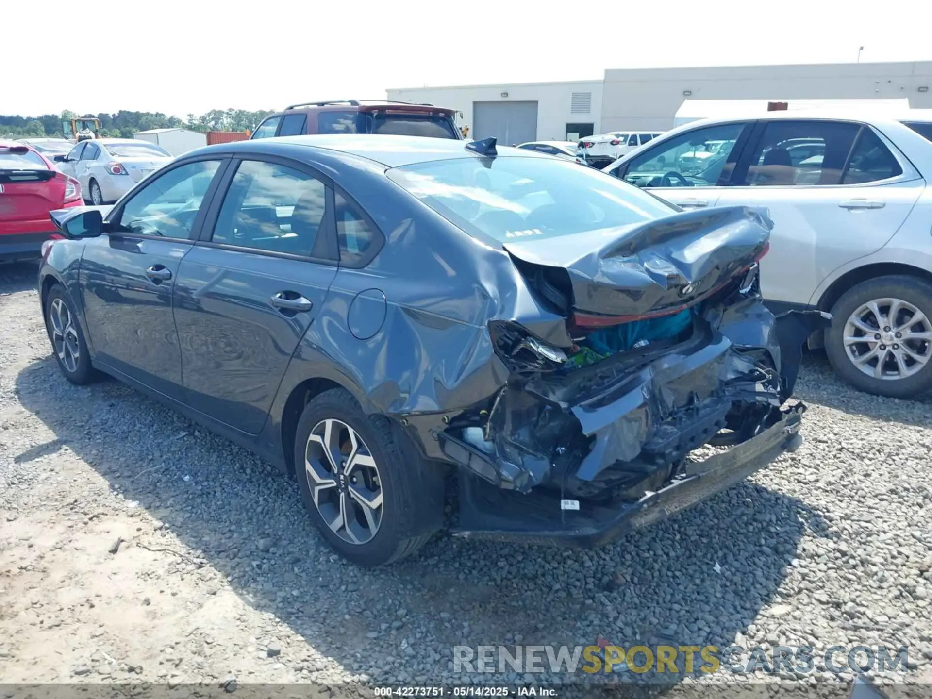 6 fotografías del automóvil dañado 3KPF24AD7LE234564 KIA FORTE 2020