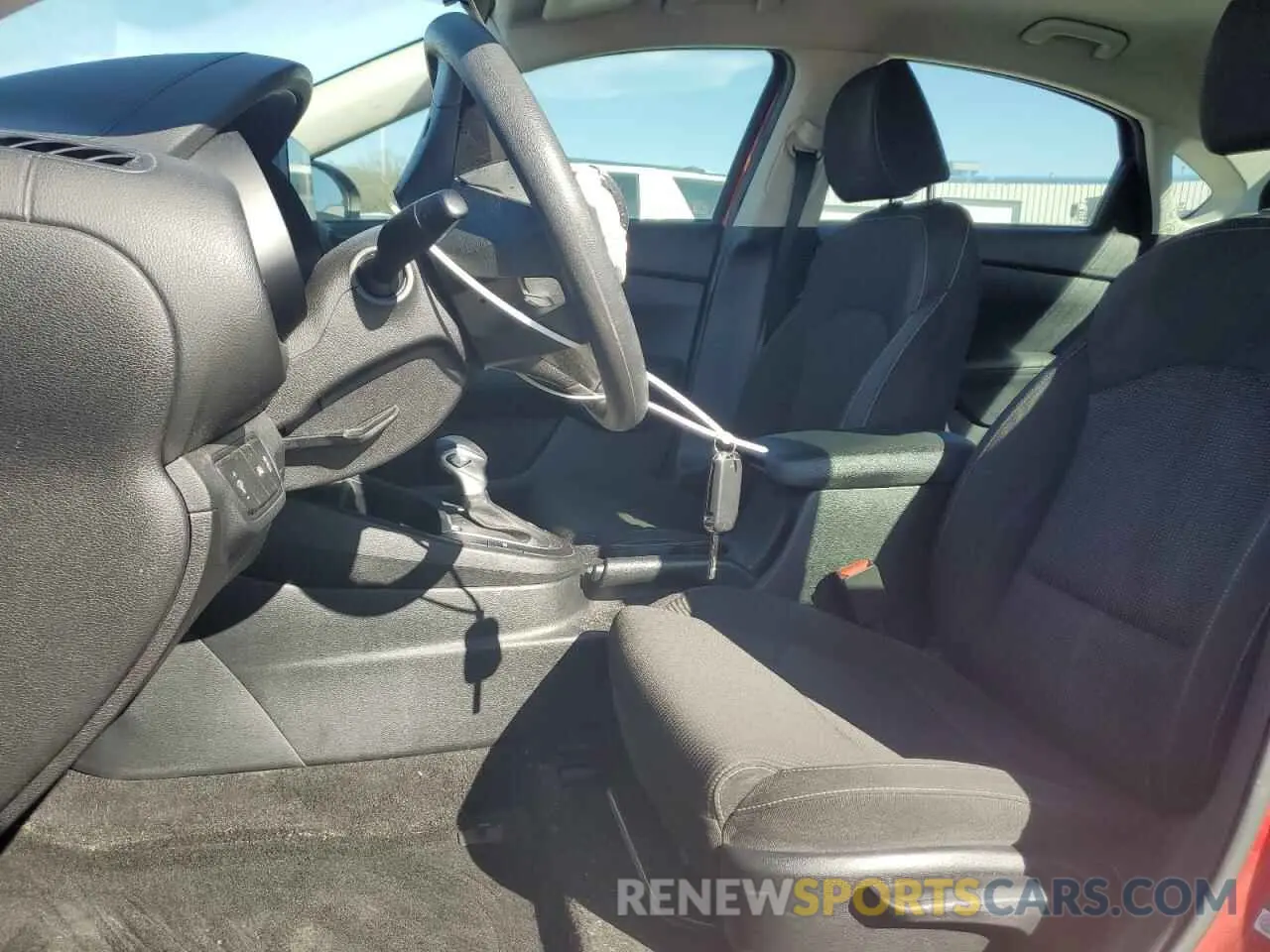 7 fotografías del automóvil dañado 3KPF24AD8LE141794 KIA FORTE 2020