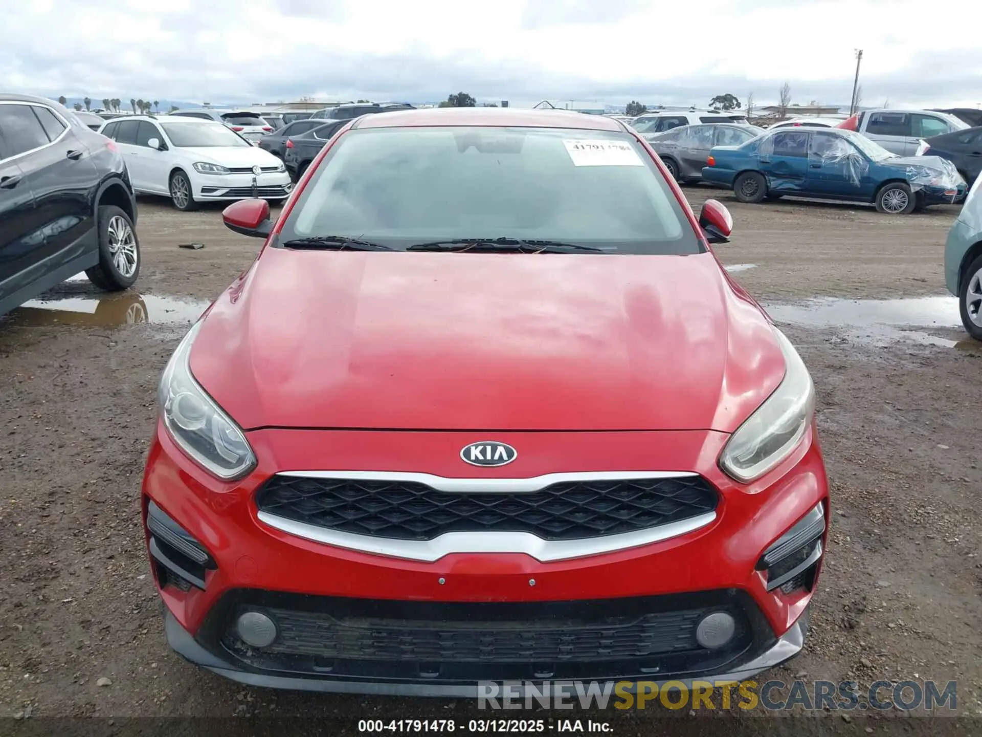 12 fotografías del automóvil dañado 3KPF24AD8LE150074 KIA FORTE 2020