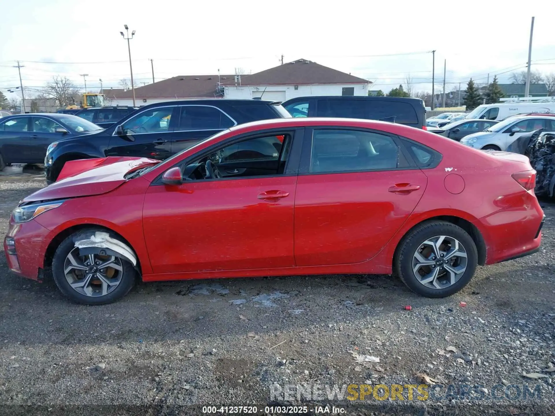 14 fotografías del automóvil dañado 3KPF24AD8LE156330 KIA FORTE 2020