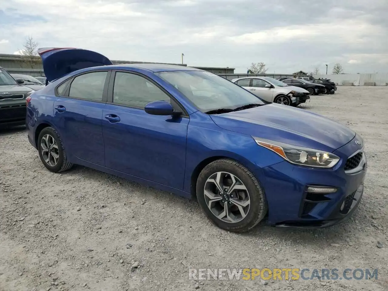4 fotografías del automóvil dañado 3KPF24AD8LE163228 KIA FORTE 2020