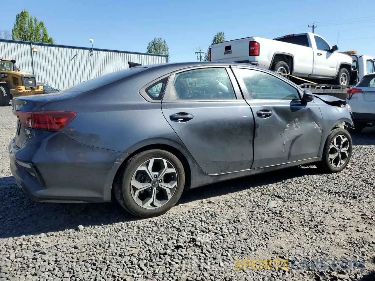 3 fotografías del automóvil dañado 3KPF24AD8LE170230 KIA FORTE 2020