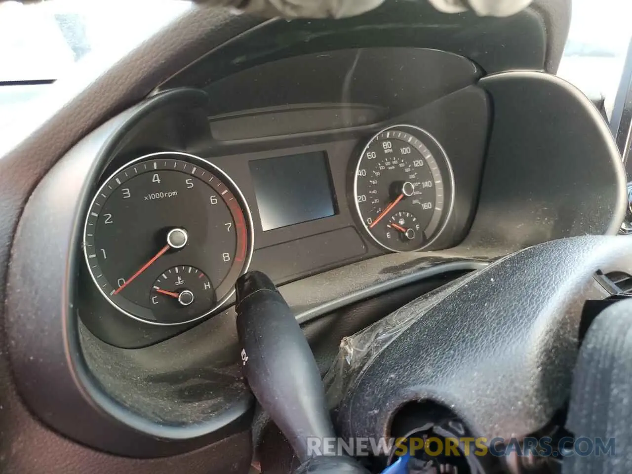 9 fotografías del automóvil dañado 3KPF24AD8LE170230 KIA FORTE 2020
