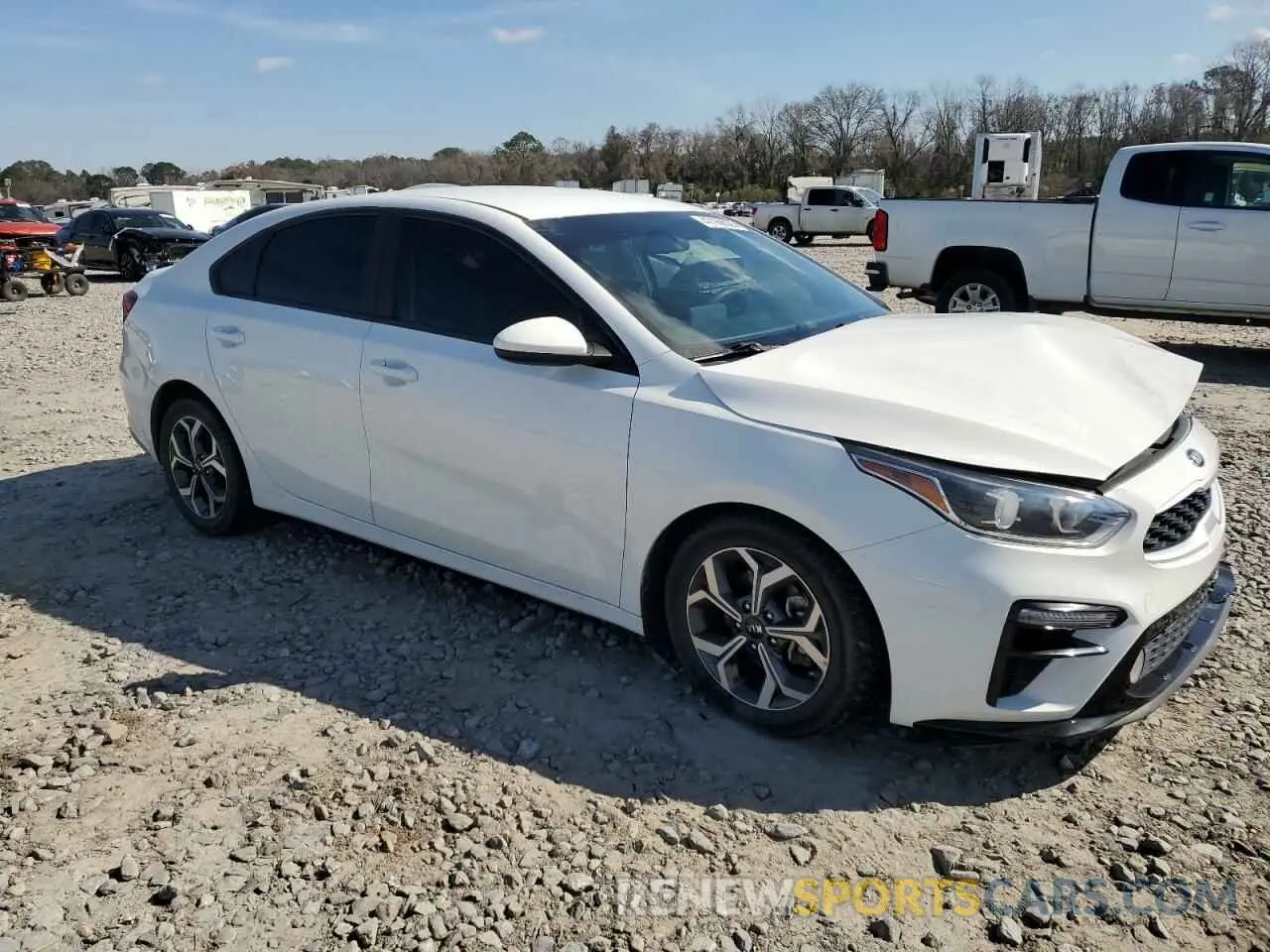 4 fotografías del automóvil dañado 3KPF24AD8LE185388 KIA FORTE 2020