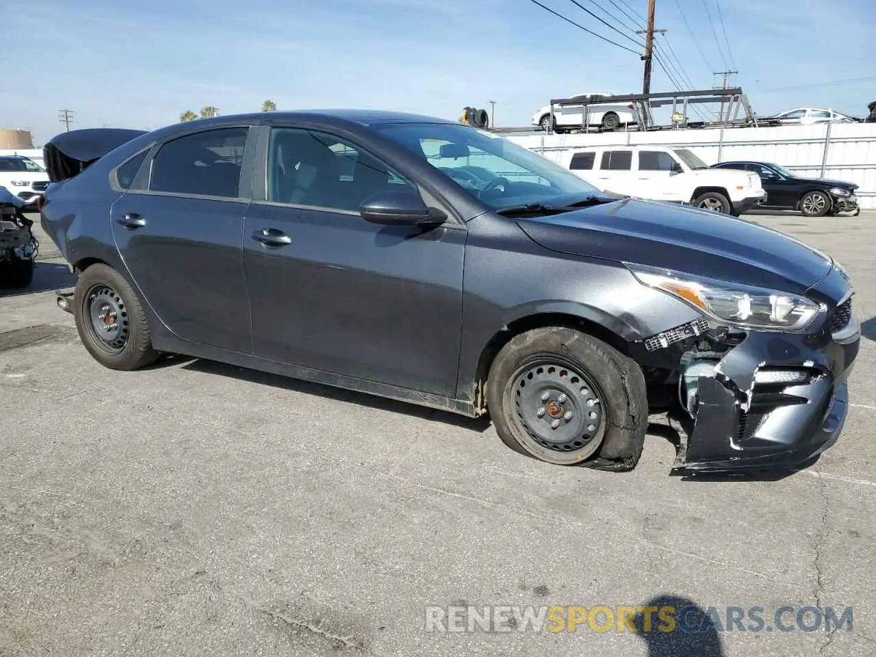 4 fotografías del automóvil dañado 3KPF24AD8LE193698 KIA FORTE 2020