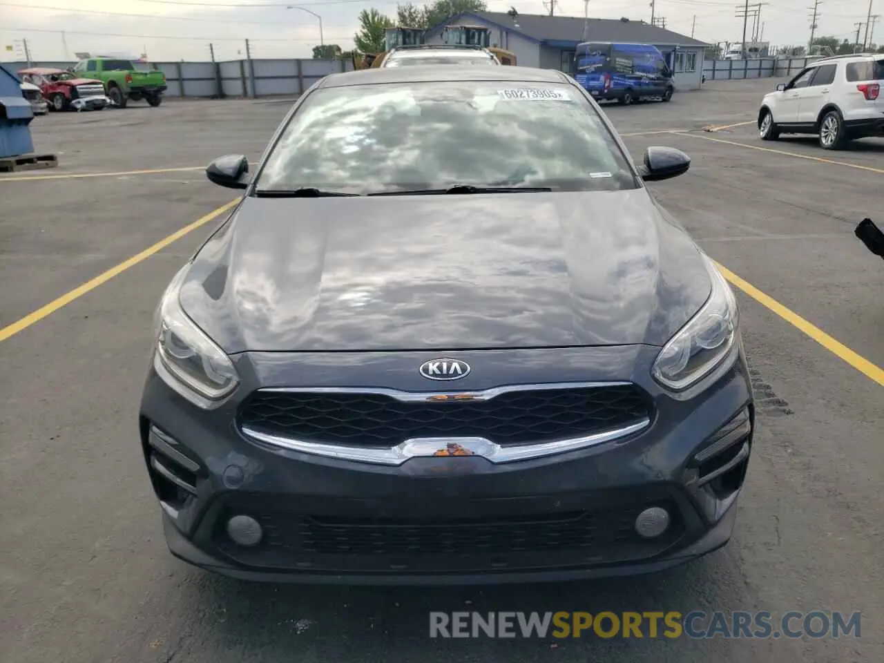 5 fotografías del automóvil dañado 3KPF24AD8LE213237 KIA FORTE 2020