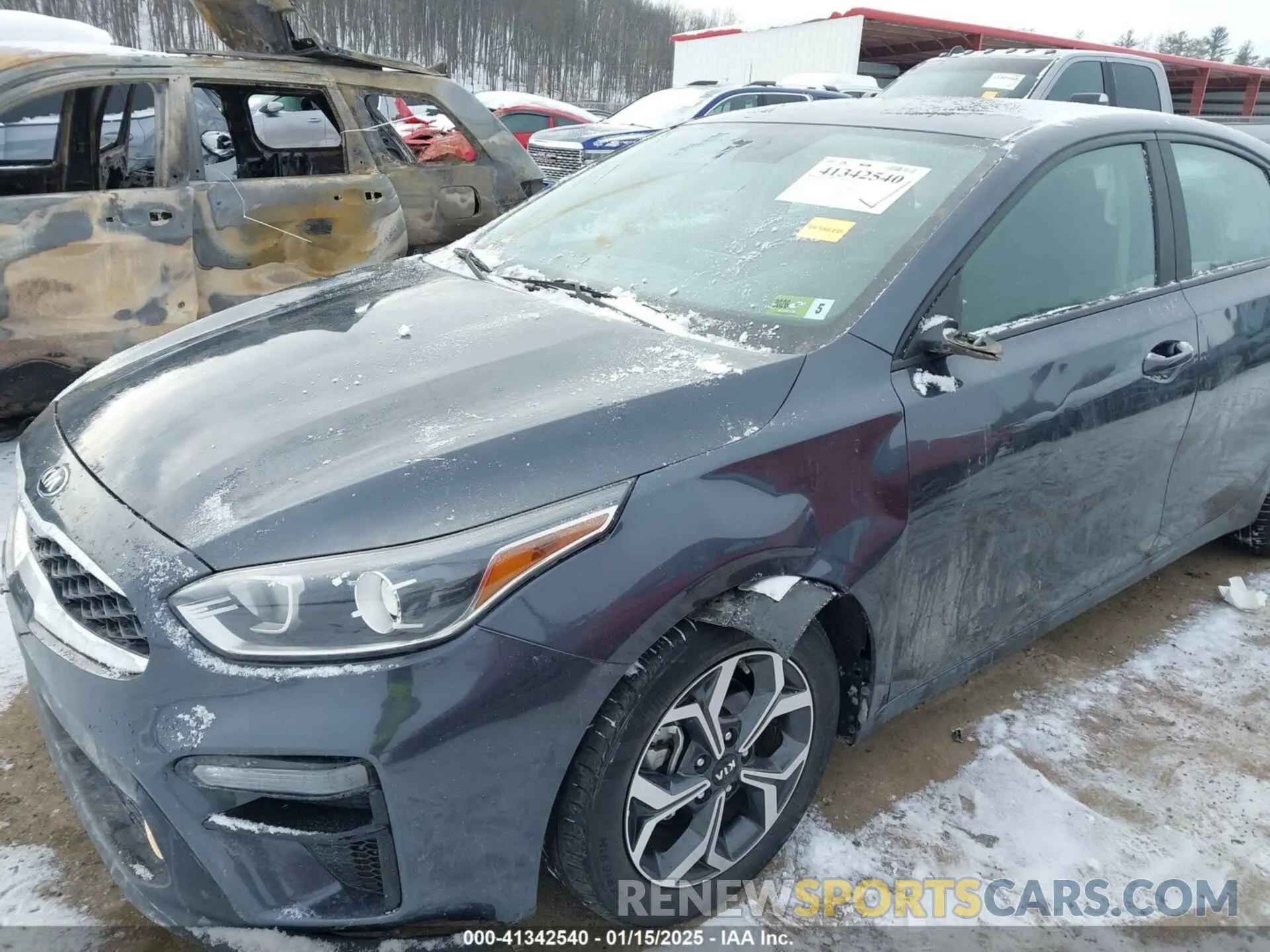 6 fotografías del automóvil dañado 3KPF24AD8LE213612 KIA FORTE 2020