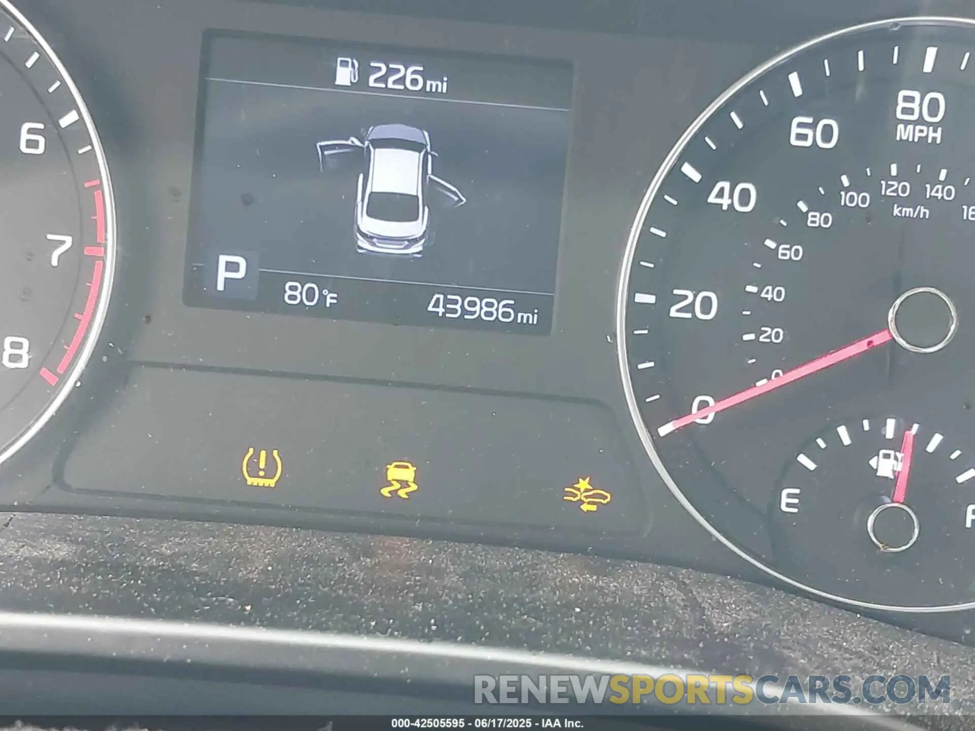 16 fotografías del automóvil dañado 3KPF24AD8LE220642 KIA FORTE 2020