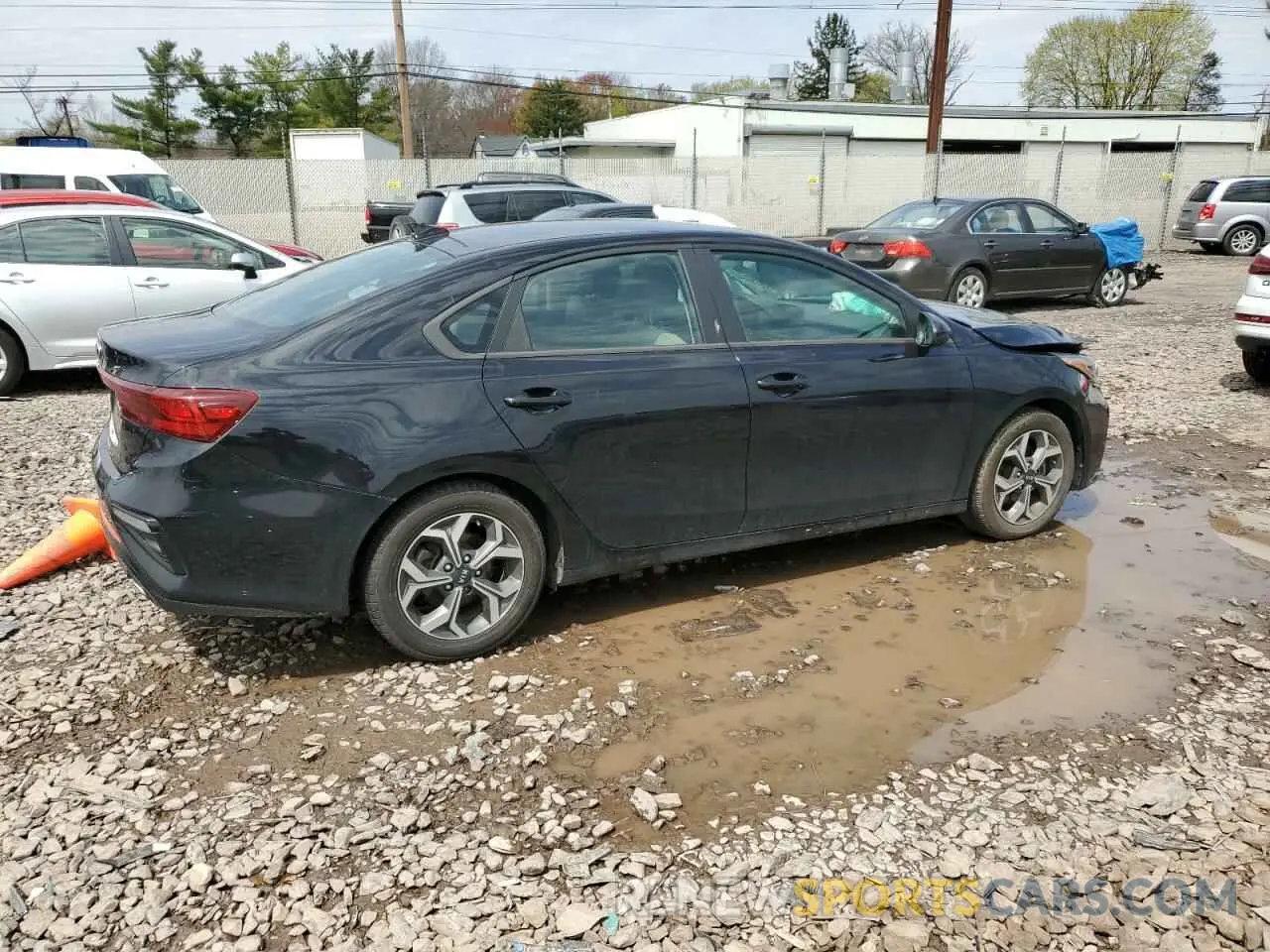 3 fotografías del automóvil dañado 3KPF24AD8LE253754 KIA FORTE 2020