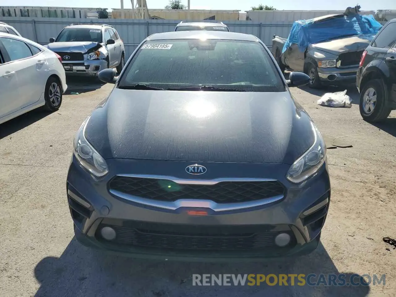 5 fotografías del automóvil dañado 3KPF24AD8LE256329 KIA FORTE 2020