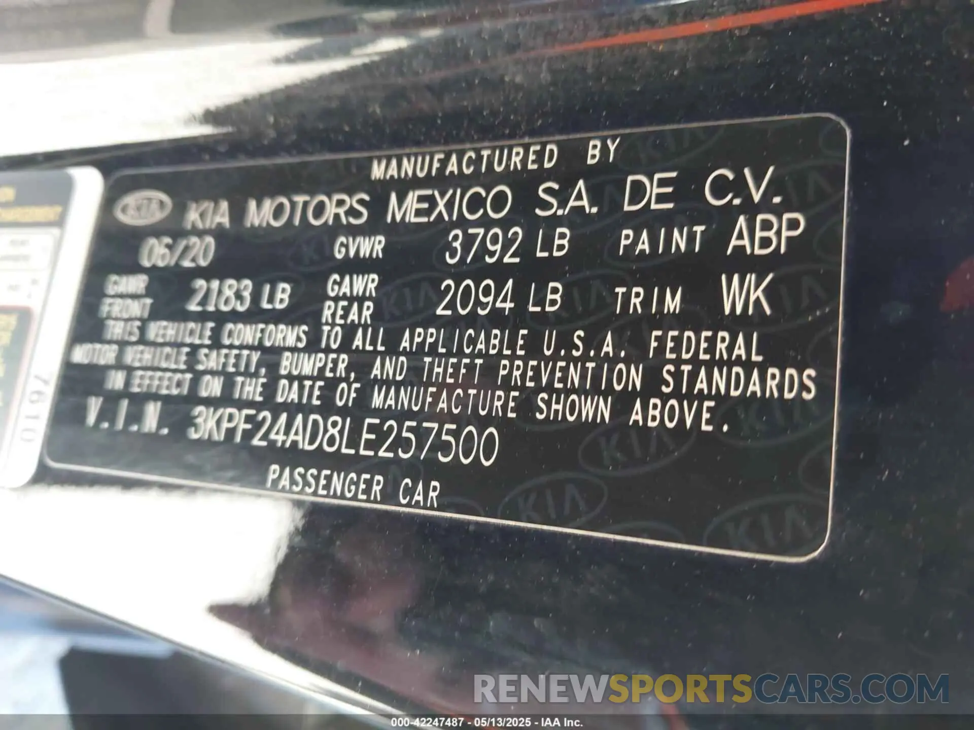 9 fotografías del automóvil dañado 3KPF24AD8LE257500 KIA FORTE 2020
