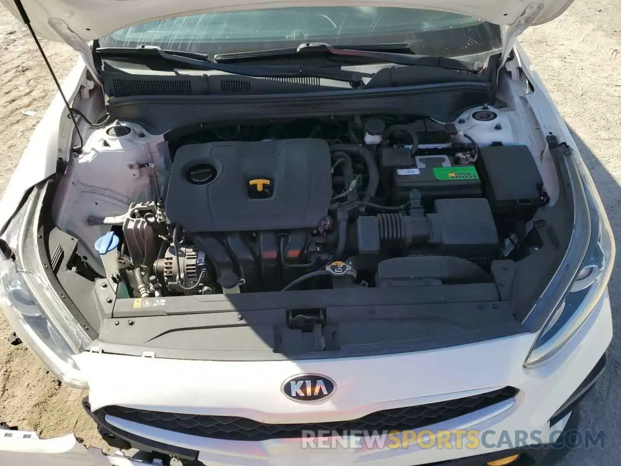13 fotografías del automóvil dañado 3KPF24AD9LE160080 KIA FORTE 2020