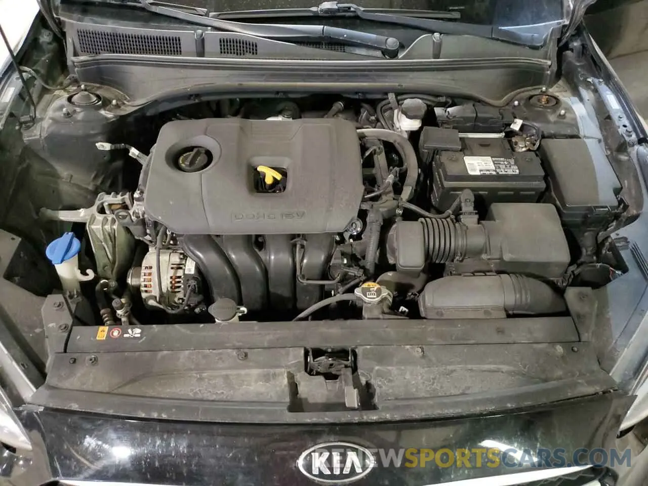 11 fotografías del automóvil dañado 3KPF24AD9LE174111 KIA FORTE 2020