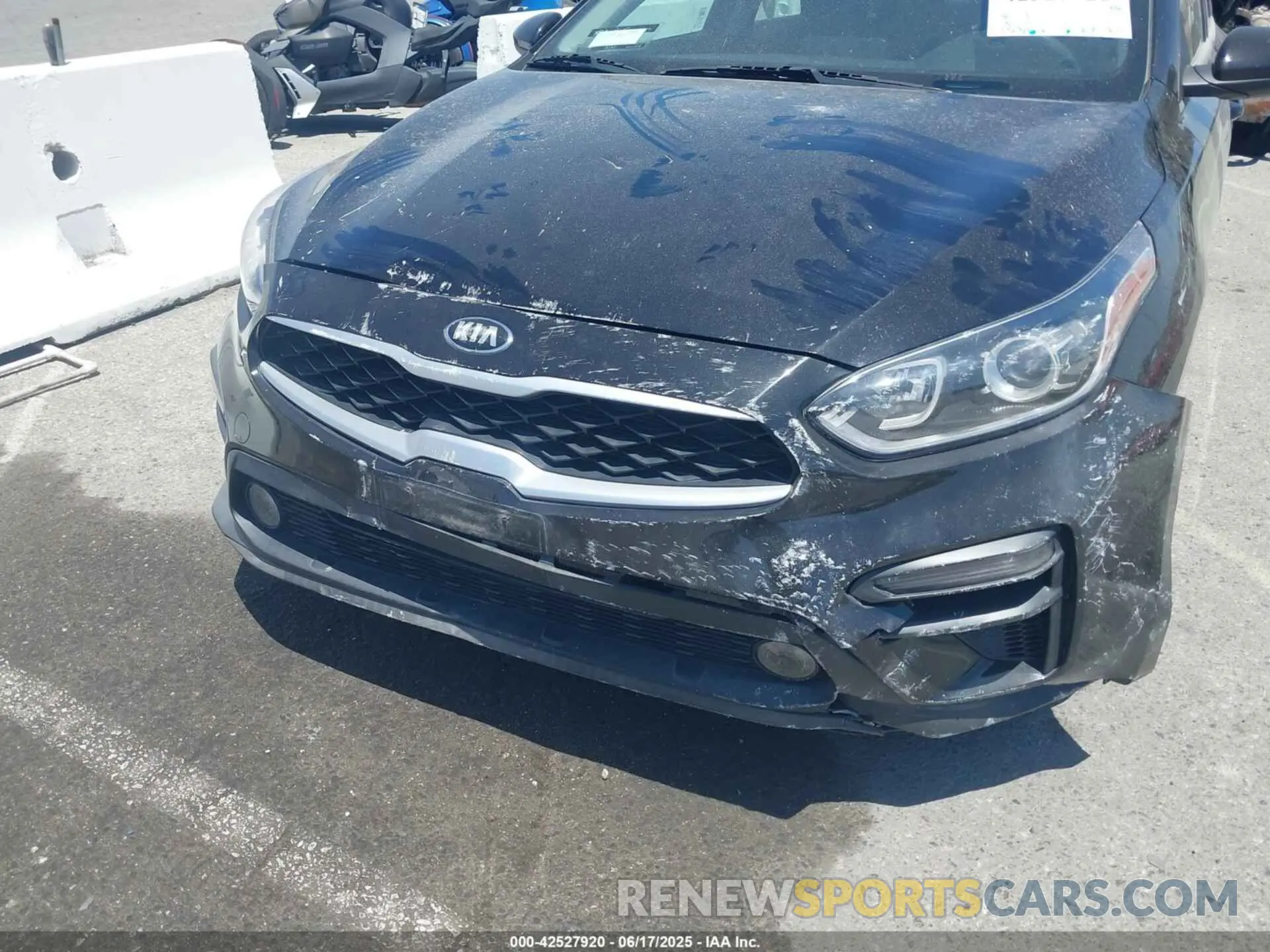 18 fotografías del automóvil dañado 3KPF24AD9LE181382 KIA FORTE 2020