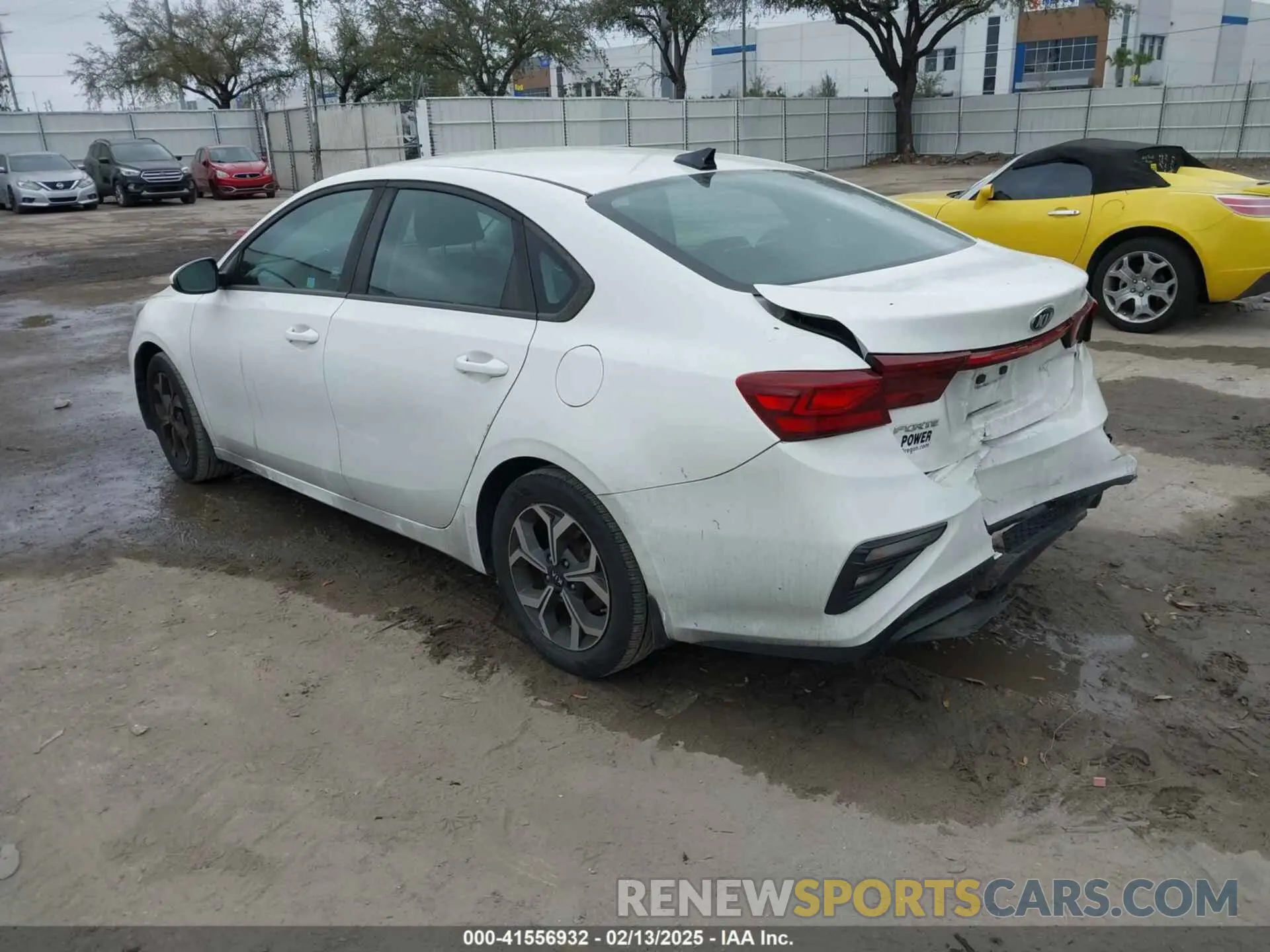 3 fotografías del automóvil dañado 3KPF24AD9LE182905 KIA FORTE 2020