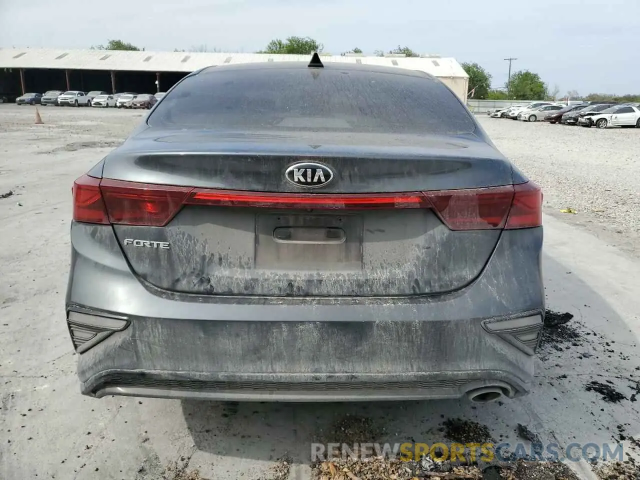 6 fotografías del automóvil dañado 3KPF24AD9LE202215 KIA FORTE 2020