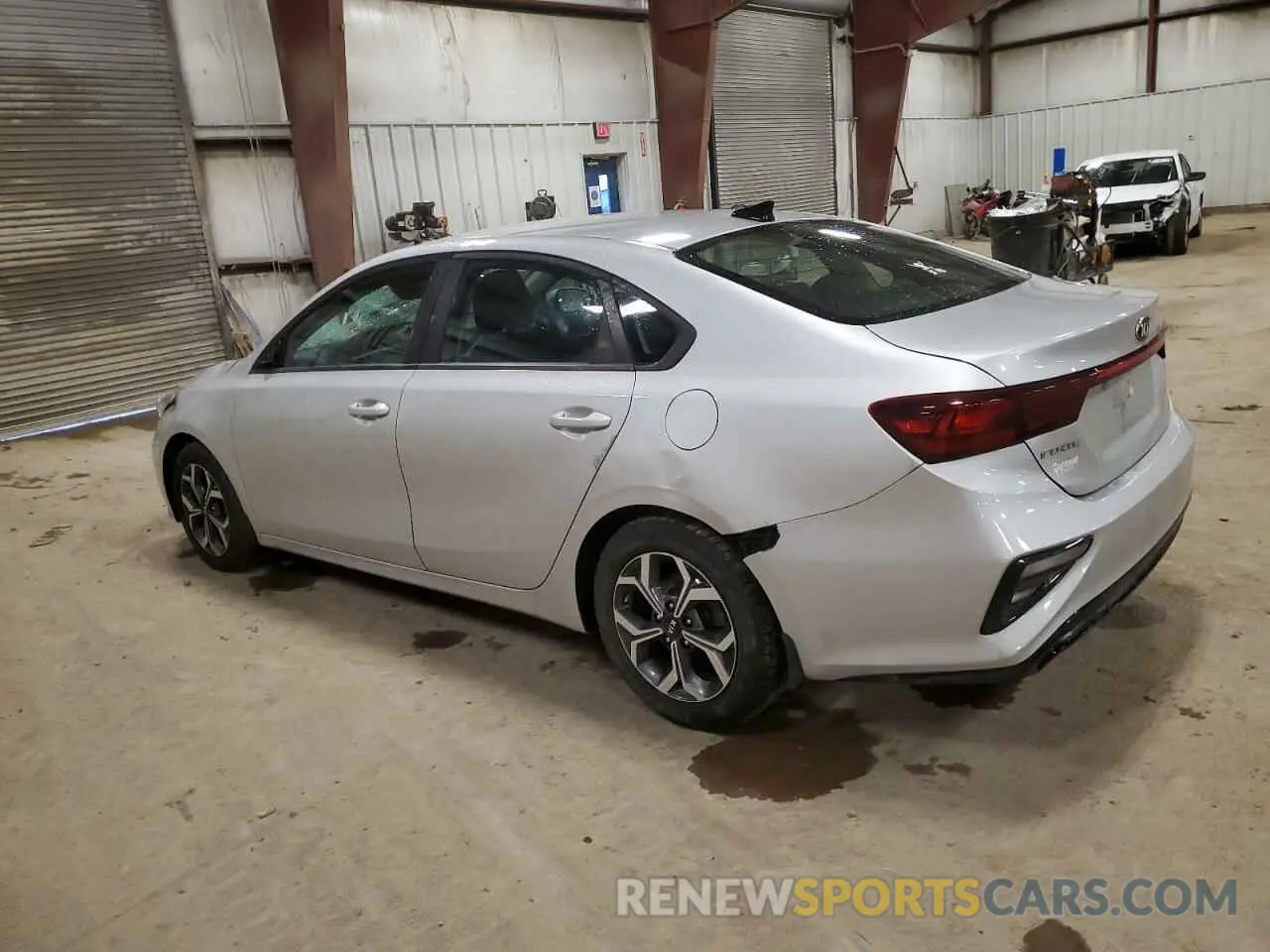 2 fotografías del automóvil dañado 3KPF24AD9LE202733 KIA FORTE 2020