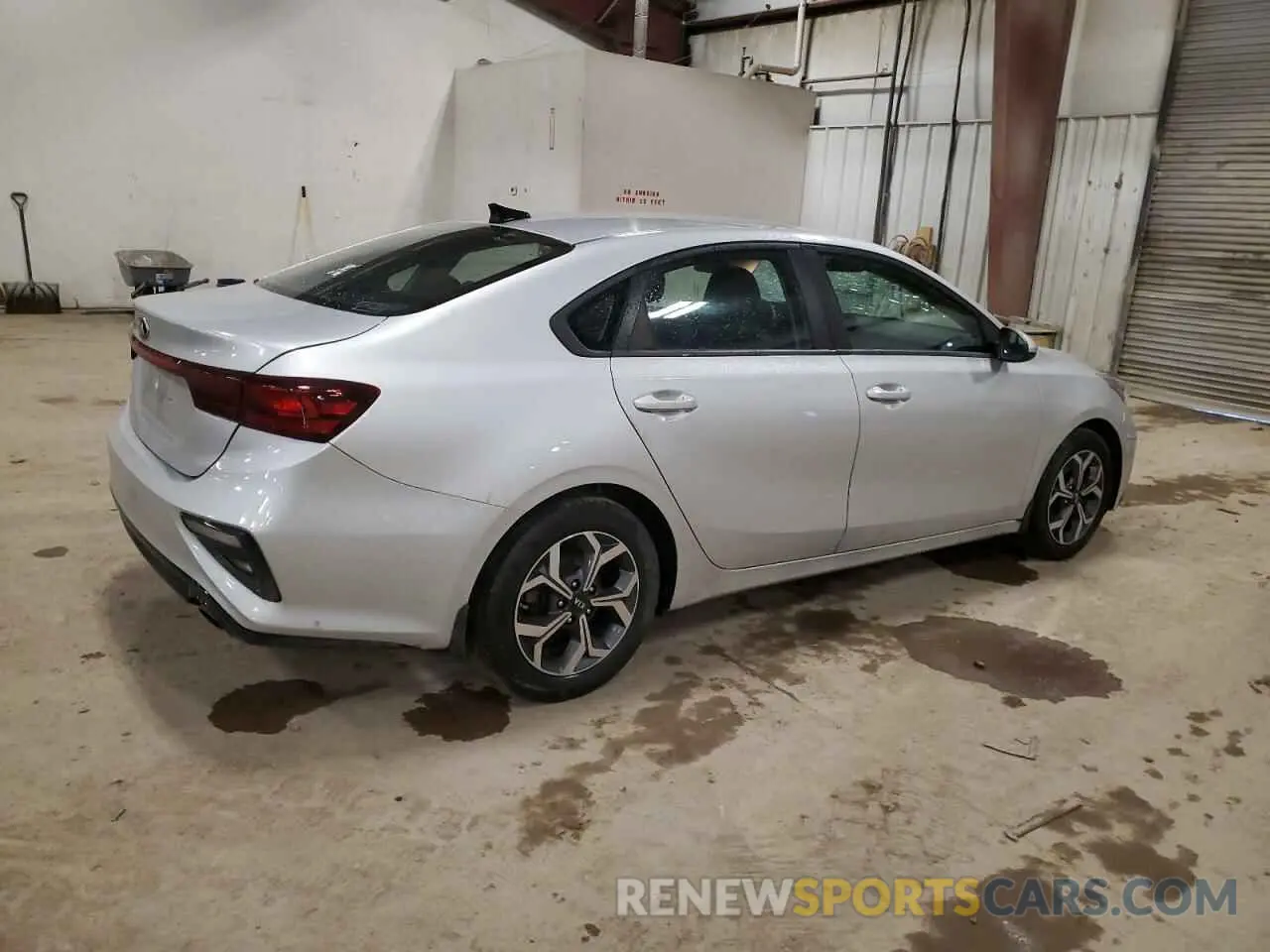 3 fotografías del automóvil dañado 3KPF24AD9LE202733 KIA FORTE 2020
