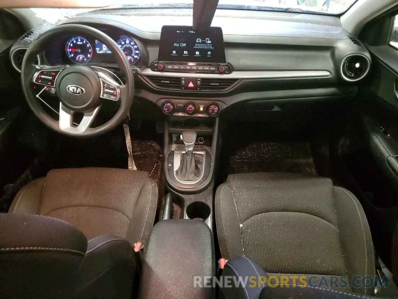 8 fotografías del automóvil dañado 3KPF24AD9LE202733 KIA FORTE 2020