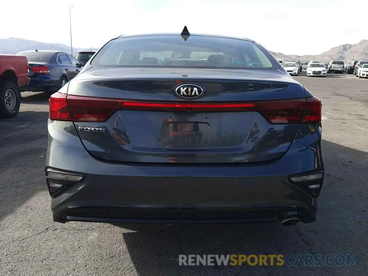6 fotografías del automóvil dañado 3KPF24AD9LE237952 KIA FORTE 2020