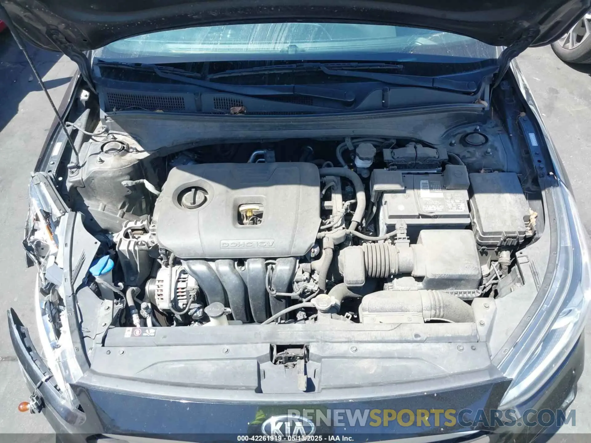 10 fotografías del automóvil dañado 3KPF24AD9LE250832 KIA FORTE 2020