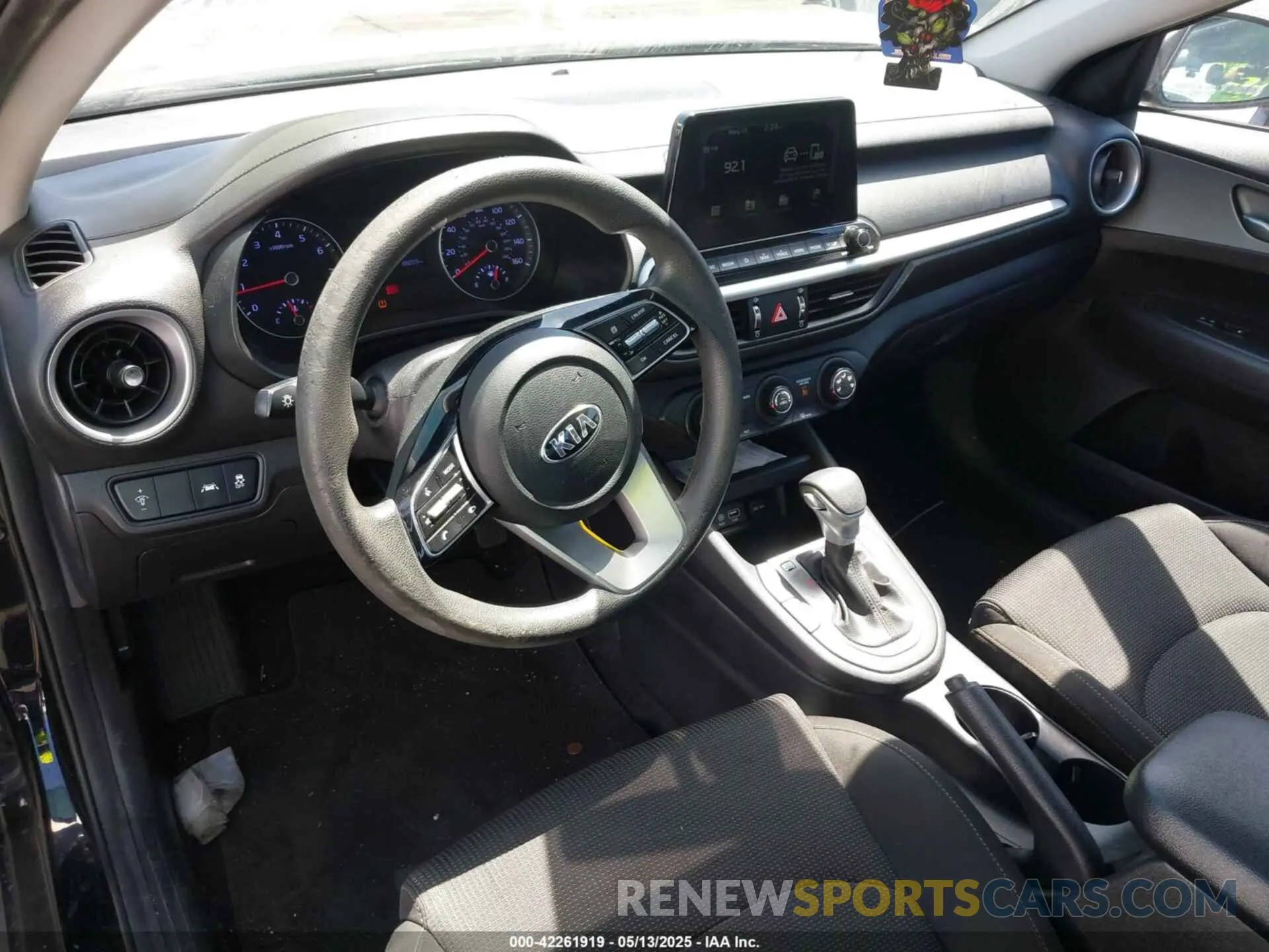 21 fotografías del automóvil dañado 3KPF24AD9LE250832 KIA FORTE 2020