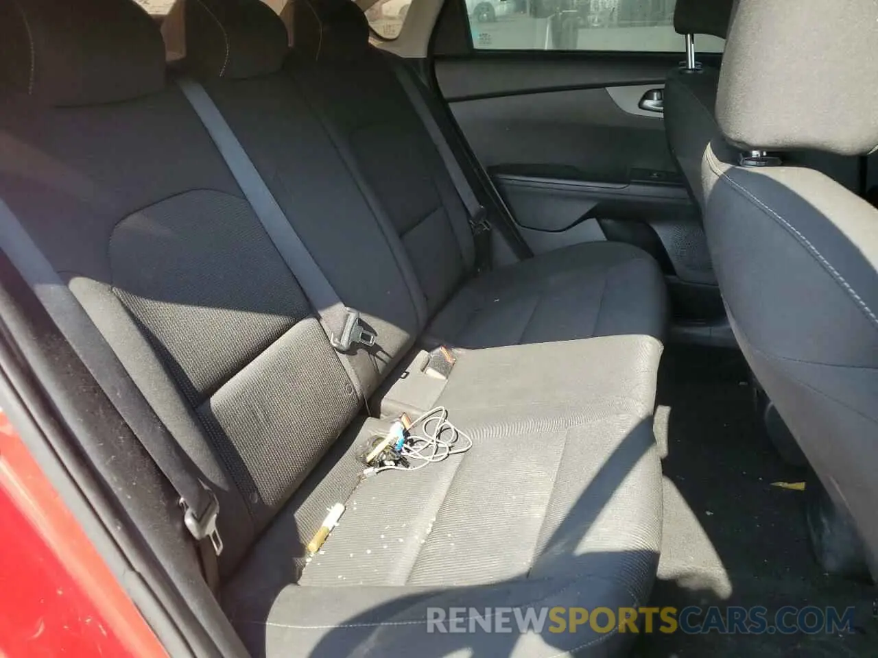 10 fotografías del automóvil dañado 3KPF24ADXLE143854 KIA FORTE 2020