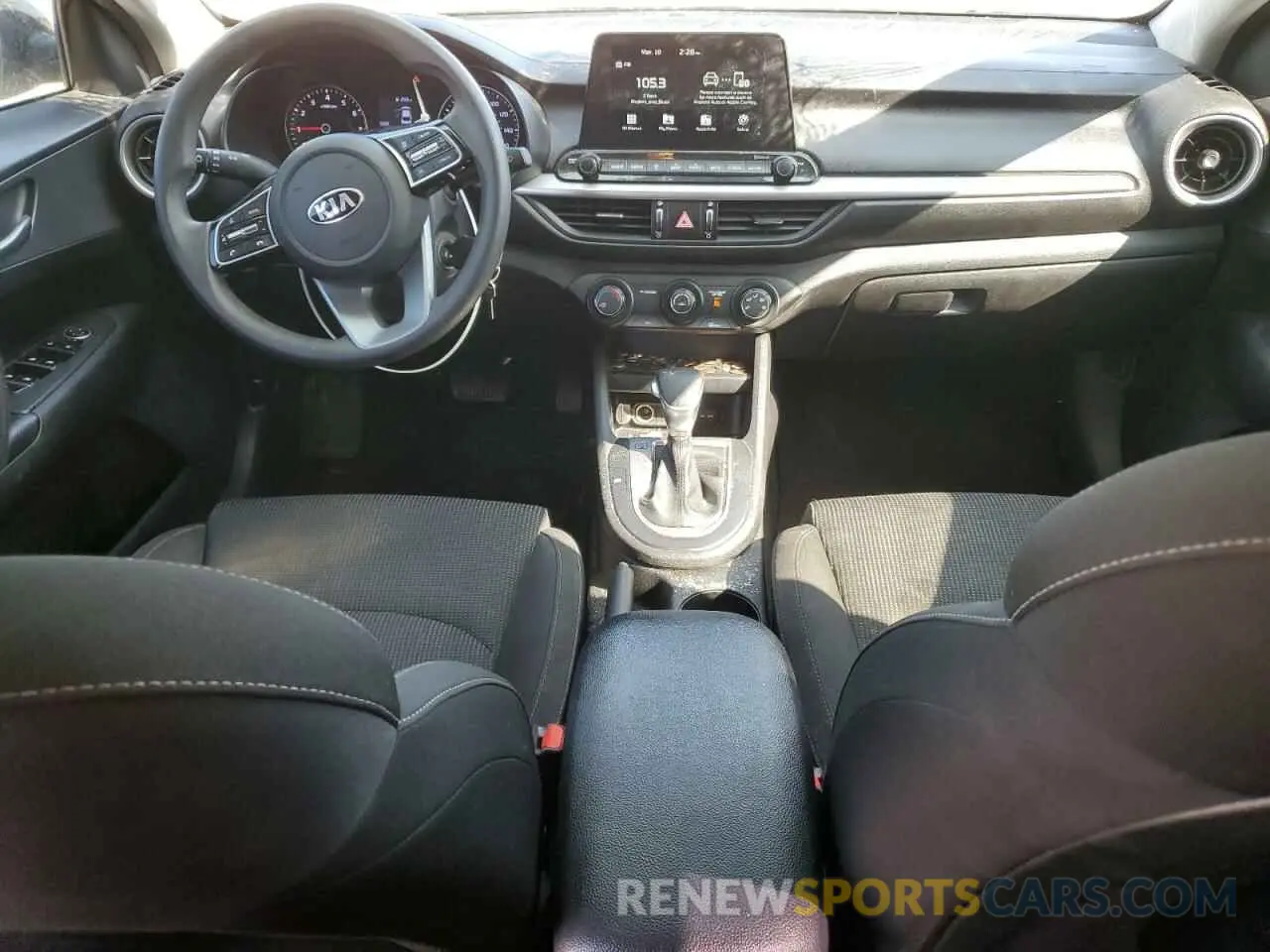 8 fotografías del automóvil dañado 3KPF24ADXLE170911 KIA FORTE 2020