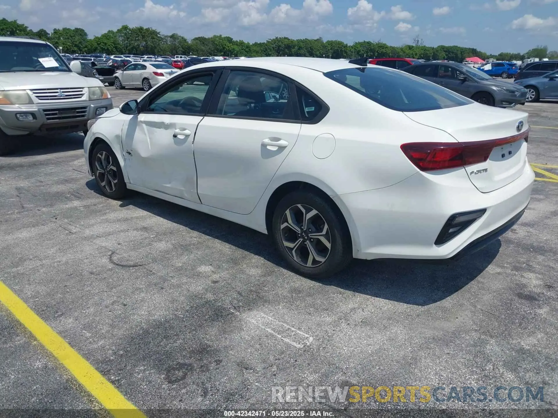 3 fotografías del automóvil dañado 3KPF24ADXLE199230 KIA FORTE 2020