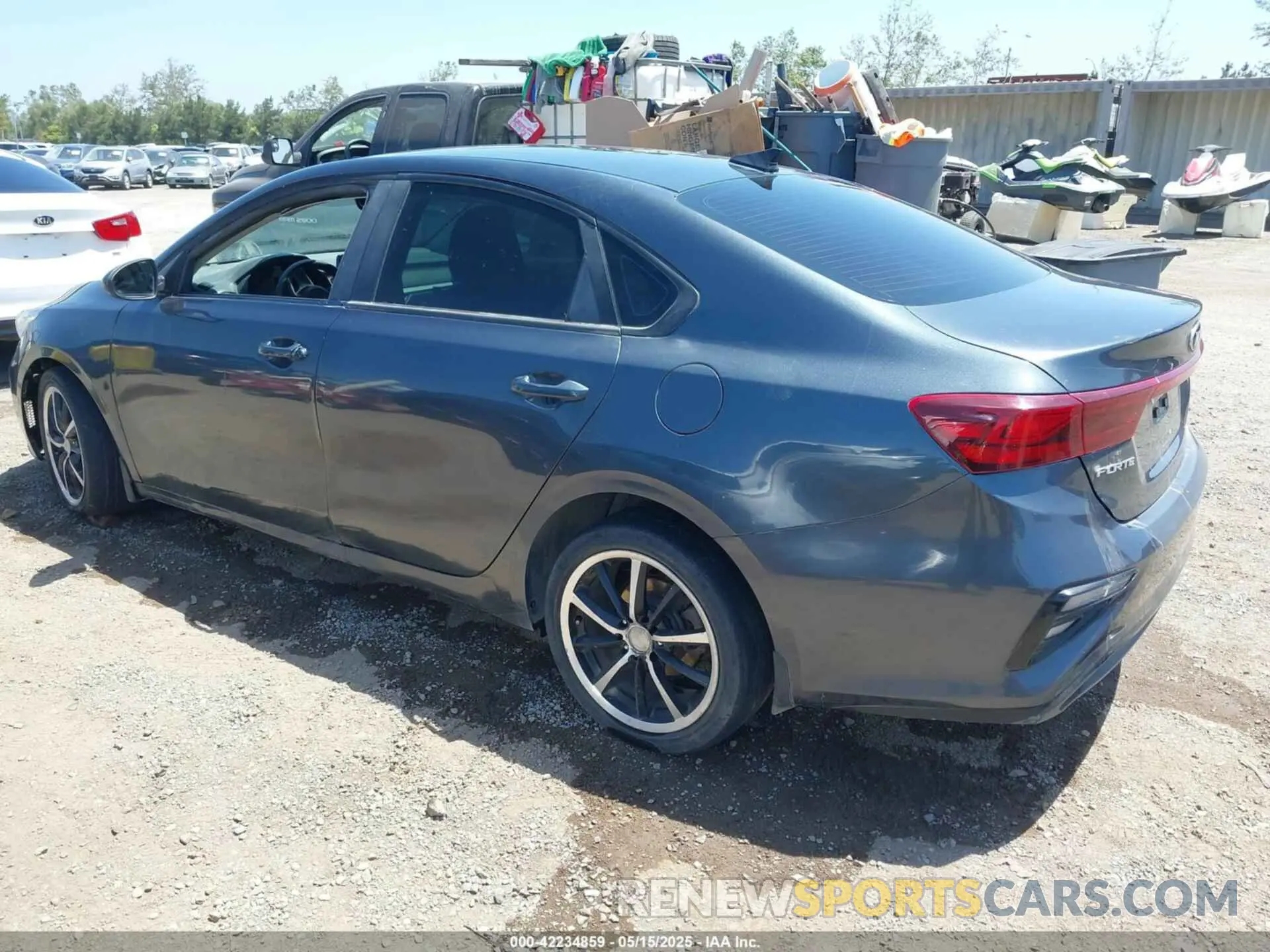 3 fotografías del automóvil dañado 3KPF24ADXLE202725 KIA FORTE 2020