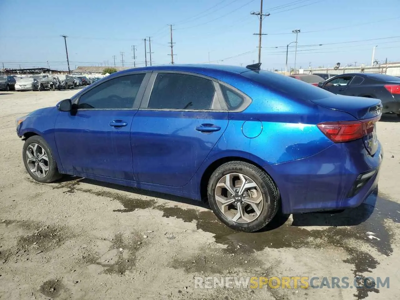 2 fotografías del automóvil dañado 3KPF24ADXLE209643 KIA FORTE 2020