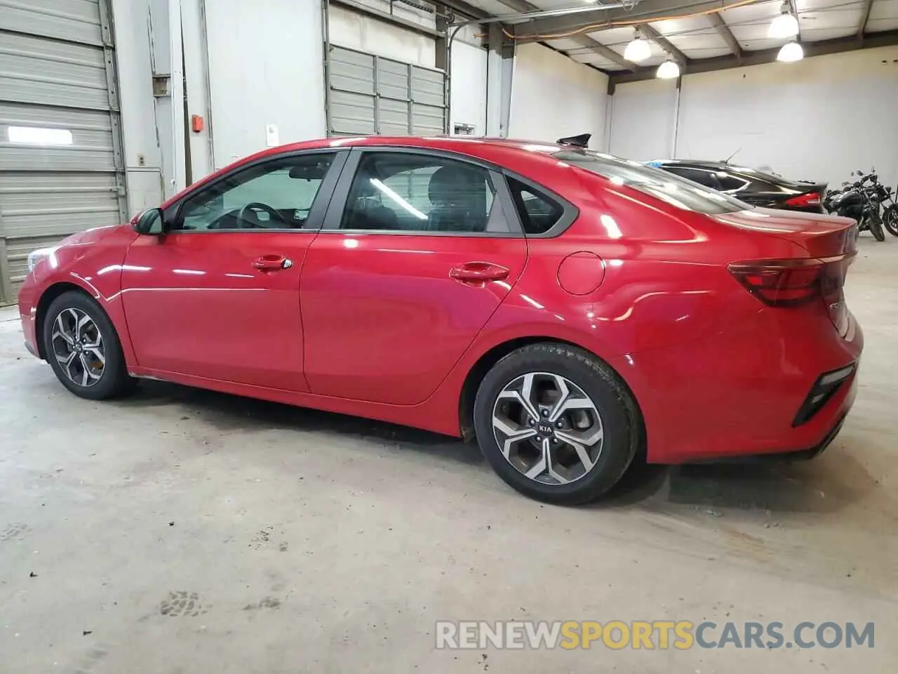 2 fotografías del automóvil dañado 3KPF24ADXLE261757 KIA FORTE 2020