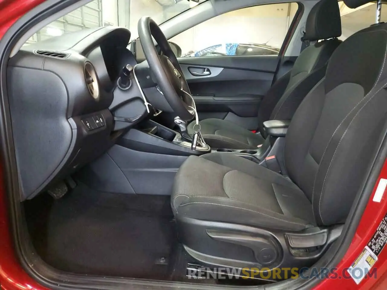 7 fotografías del automóvil dañado 3KPF24ADXLE261757 KIA FORTE 2020