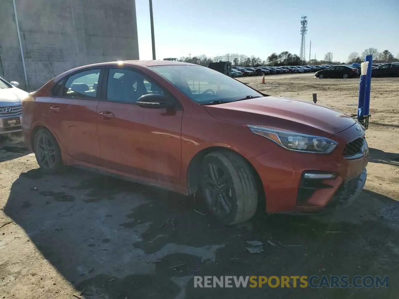 4 fotografías del automóvil dañado 3KPF34AD0LE187150 KIA FORTE 2020