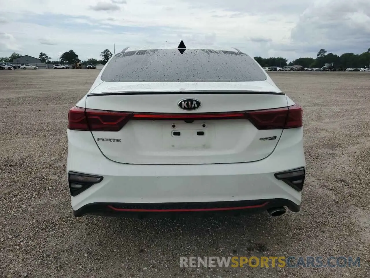6 fotografías del automóvil dañado 3KPF34AD1LE227414 KIA FORTE 2020