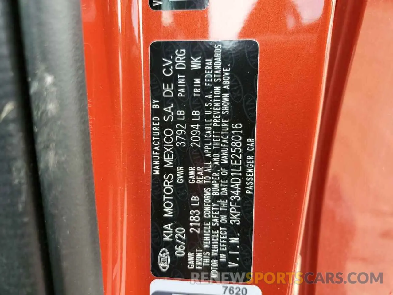 13 fotografías del automóvil dañado 3KPF34AD1LE258016 KIA FORTE 2020