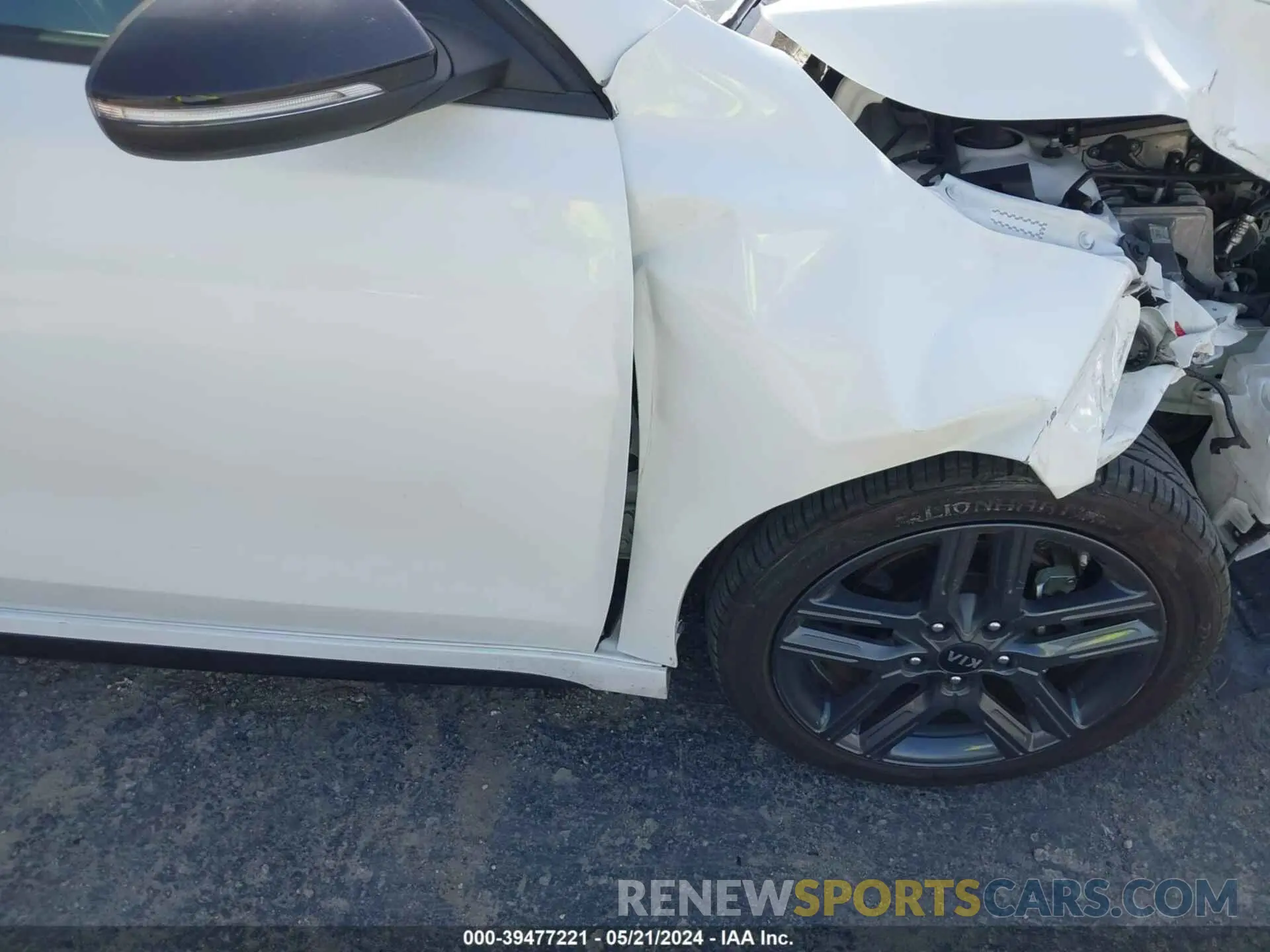 18 fotografías del automóvil dañado 3KPF34AD1LE260672 KIA FORTE 2020