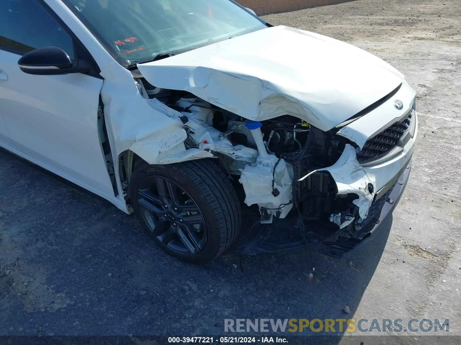 6 fotografías del automóvil dañado 3KPF34AD1LE260672 KIA FORTE 2020