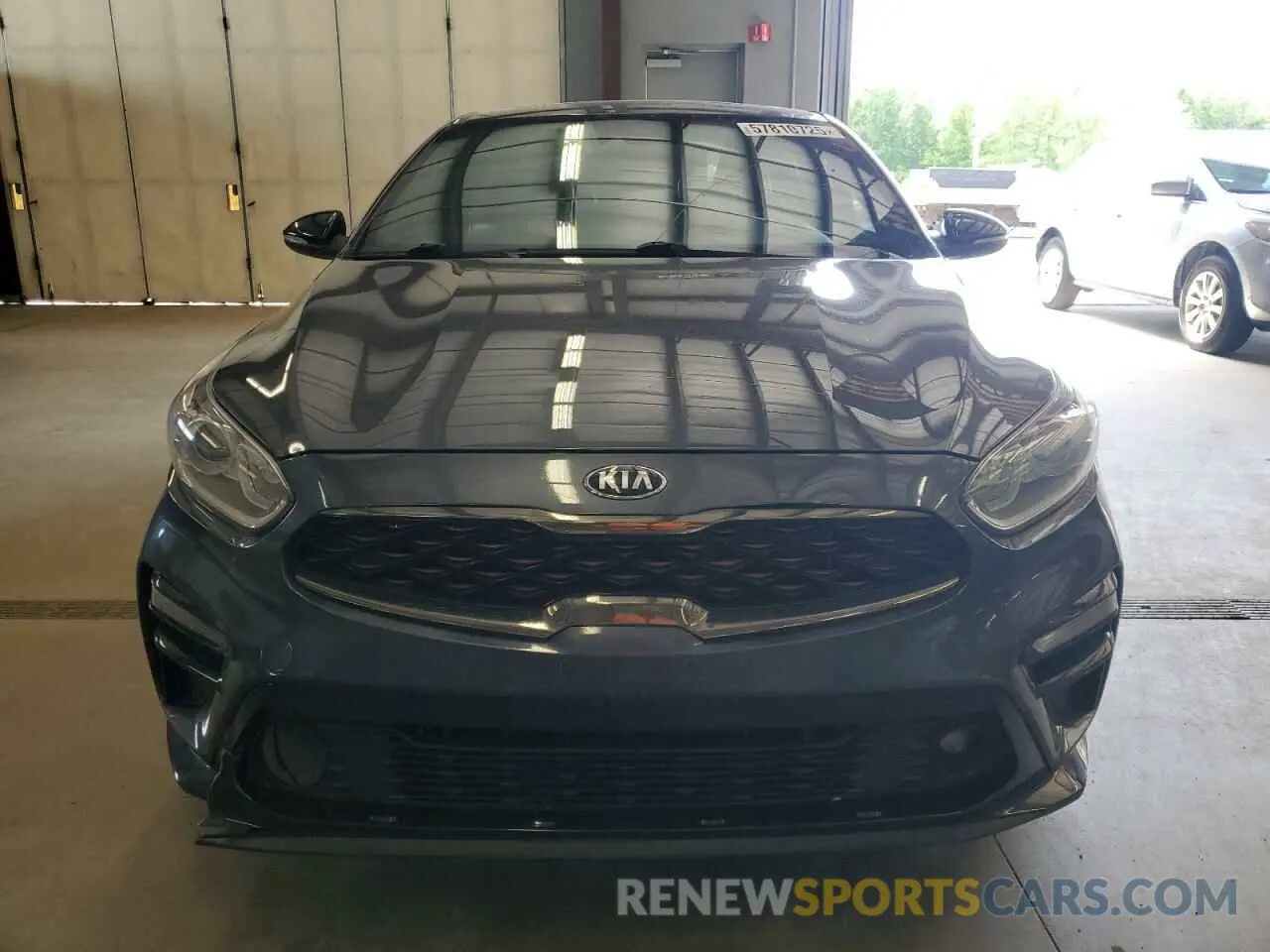 5 fotografías del automóvil dañado 3KPF34AD3LE151436 KIA FORTE 2020