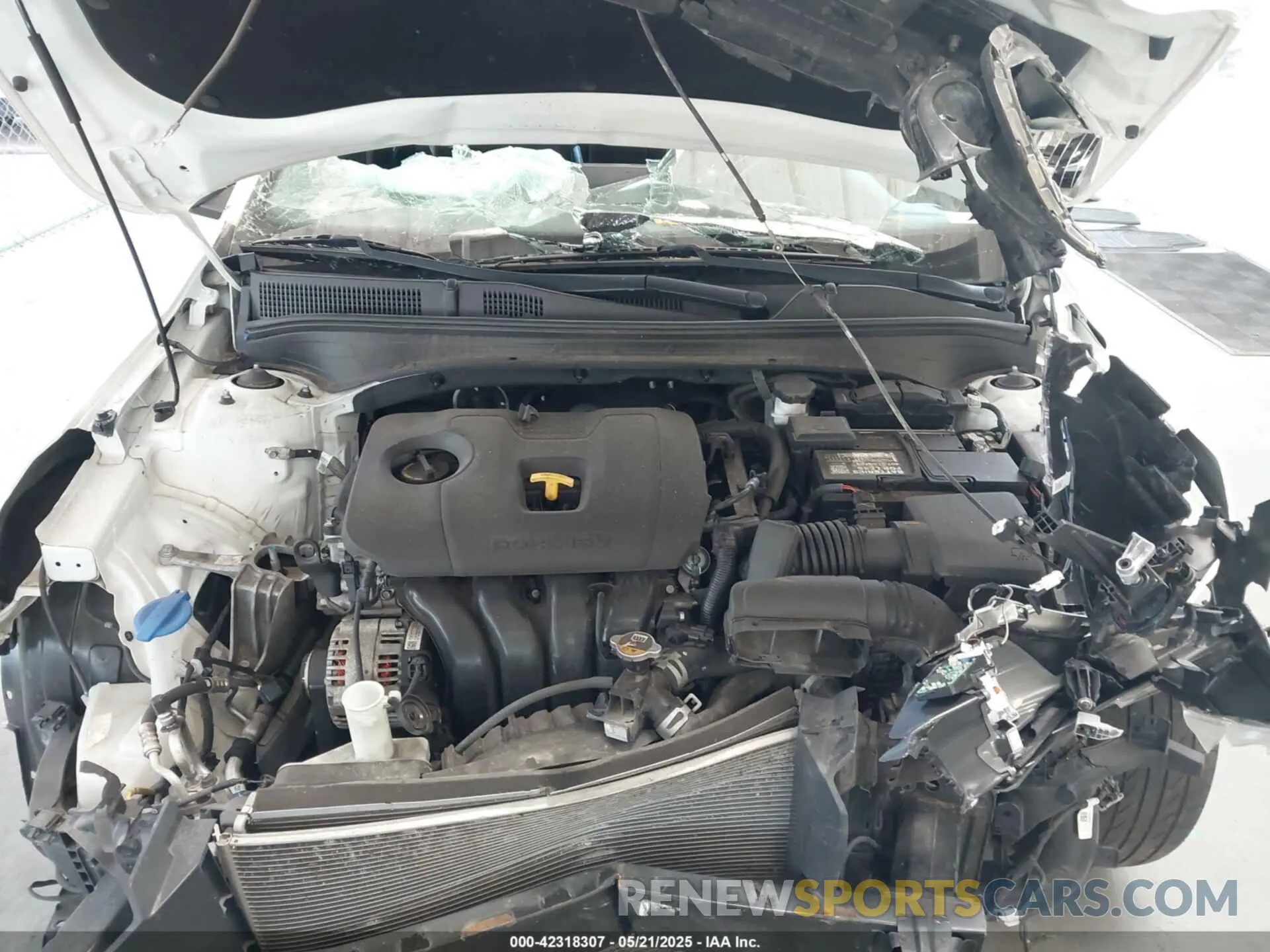 10 fotografías del automóvil dañado 3KPF34AD3LE213966 KIA FORTE 2020